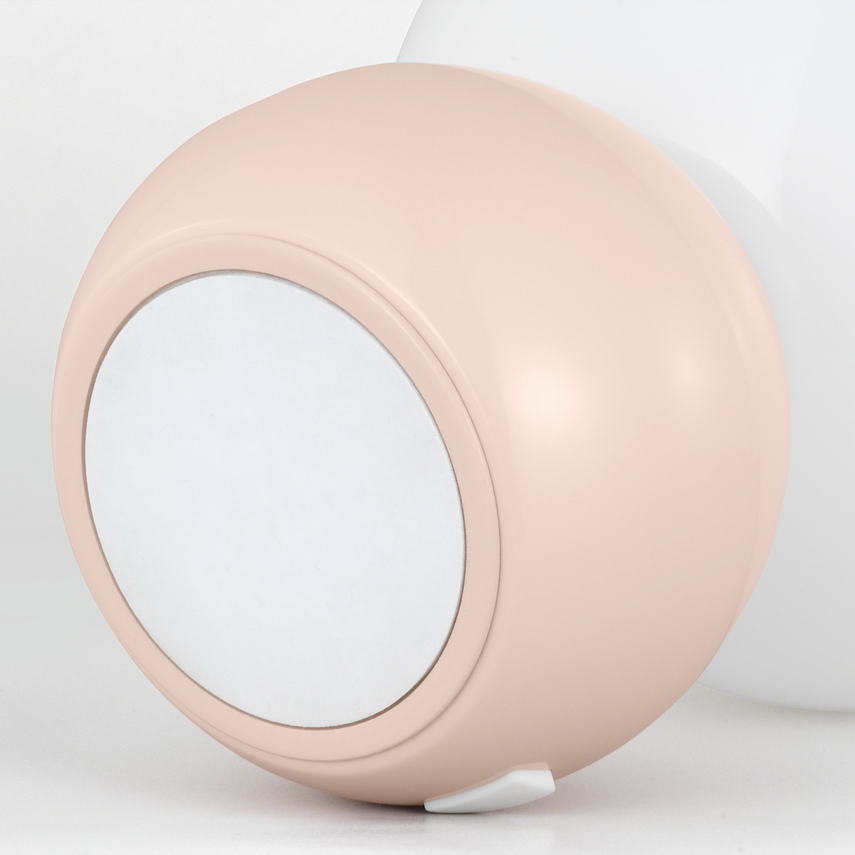 Перезаряжаемая настольная лампа Suki Generation Lighting | Studio Collection
