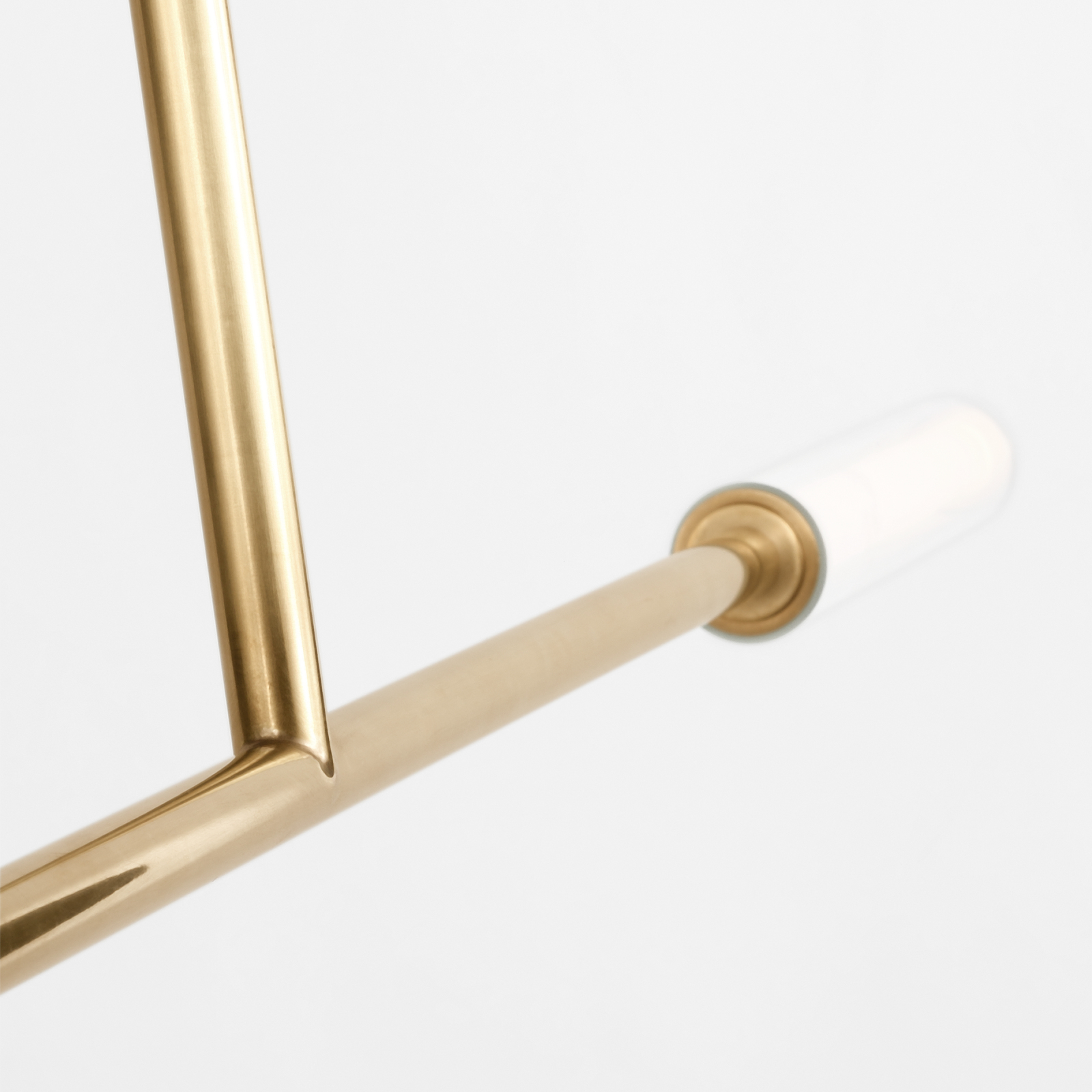 New introductions Poza Visual Comfort